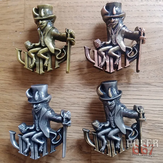 poser667-3d-pin-the-unity-devil-pin-5-cm-antik-silber image 1