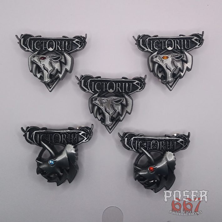 victorius-sabretooth-pin-antik-silber-rotes-auge-4-5-cm image 4