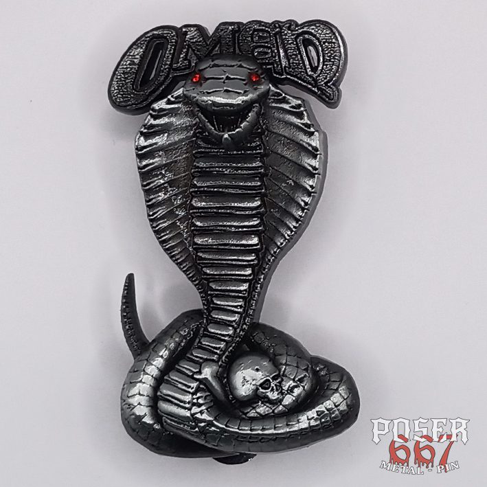 omen-warning-of-danger-3d-pin-silber-rote-augen-5-5-cm image 1