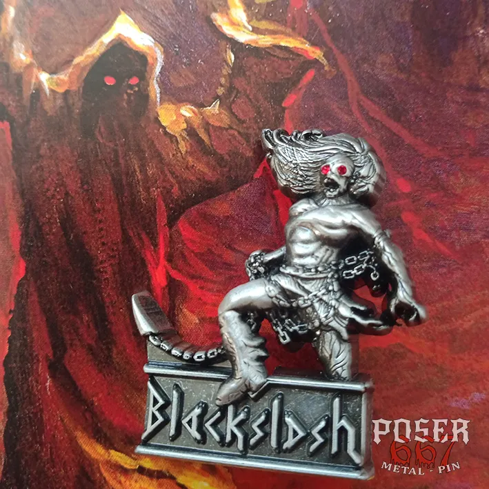 poser667-3d-pin-blackslash-sinister-lightning-rot-4-cm image 1