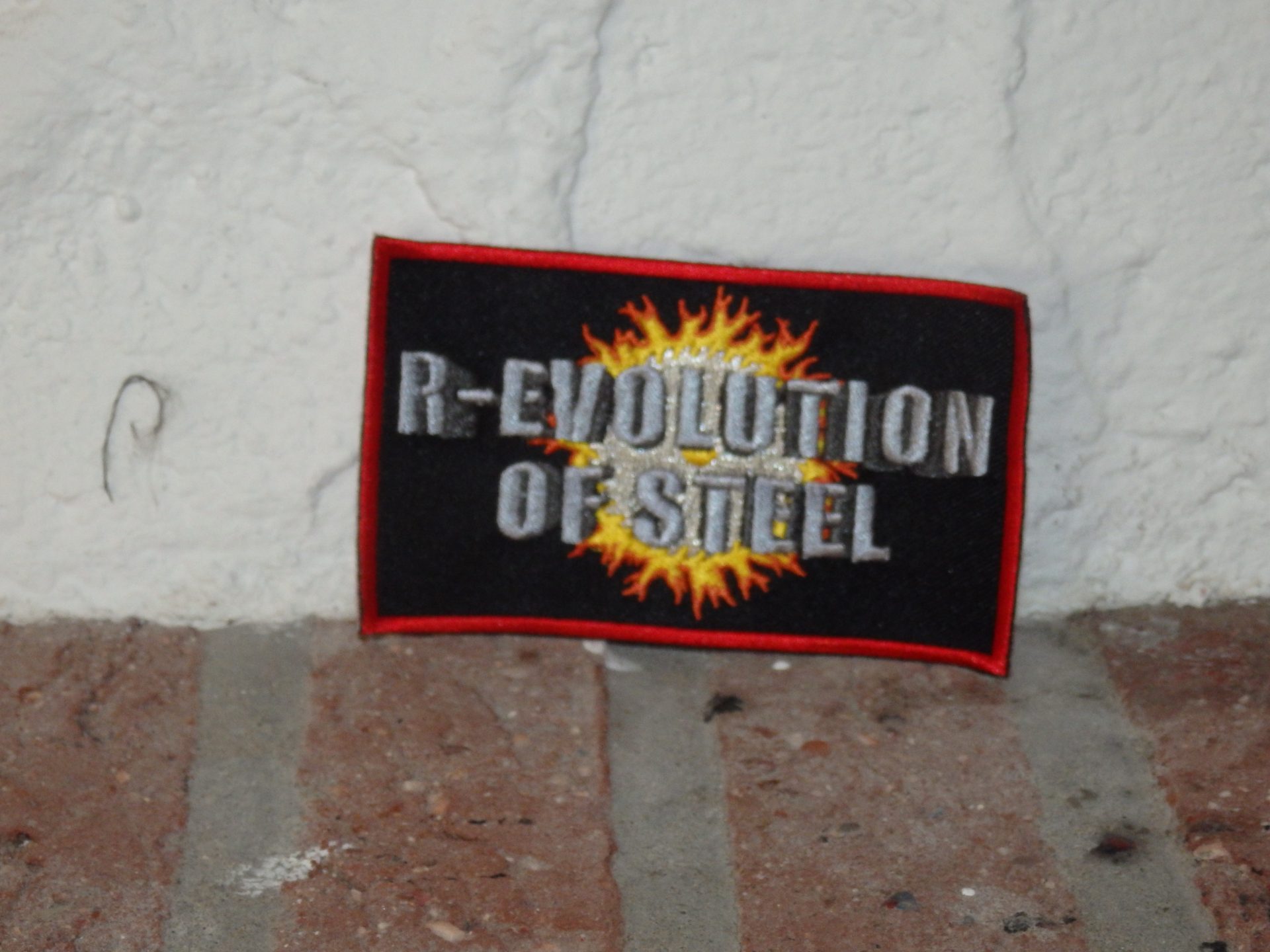 poser667-r-evolution-of-steel-patch-normal-gestickt-10-5-cm image 3