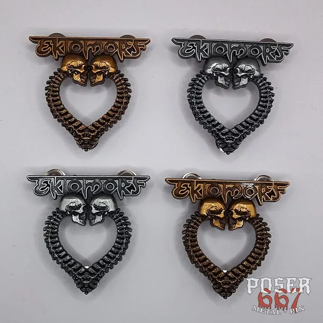 ektomorf-heart-shaped-box-pin-3d-5-cm image 1