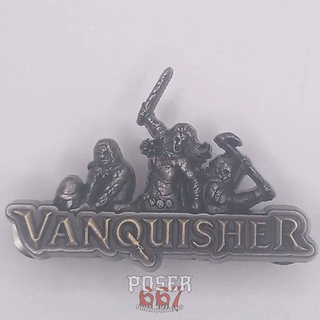 vanquisher-an-age-undreamed-of-3d-pin-antik-silber-5cm image 1