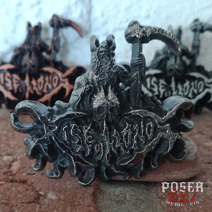 poser667-rise-of-kronos-3d-pin-antiksilber-5-cm-hoch image 1