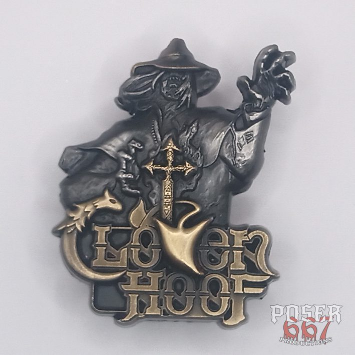poser667-3d-pin-cloven-hoof-heathen-cross-pin-antik-silber image 1