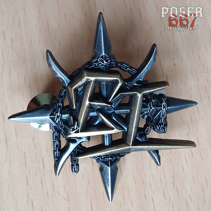 poser667-evil-invaders-icon-3d-pin-antiksilber-gold-5-cm image 1