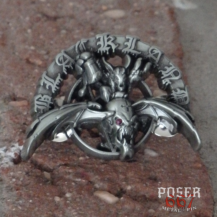 blackland-berlin-3d-metal-pin-anstecker-rotes-auge-antik-silber image 4