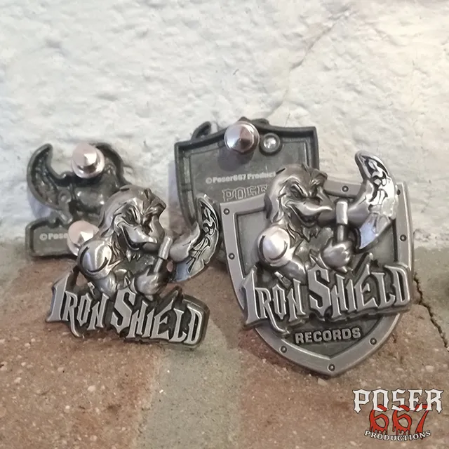 iron-shield-records-3d-metallpin-antiksilber-duck image 1