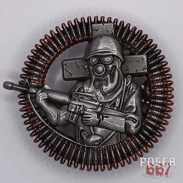 sodom-persecution-mania-3d-pin-antik-silber-4-5-cm image 1