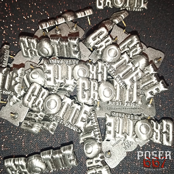 poser667-grotte-3d-metal-pin-rockbar-st-pauli image 3