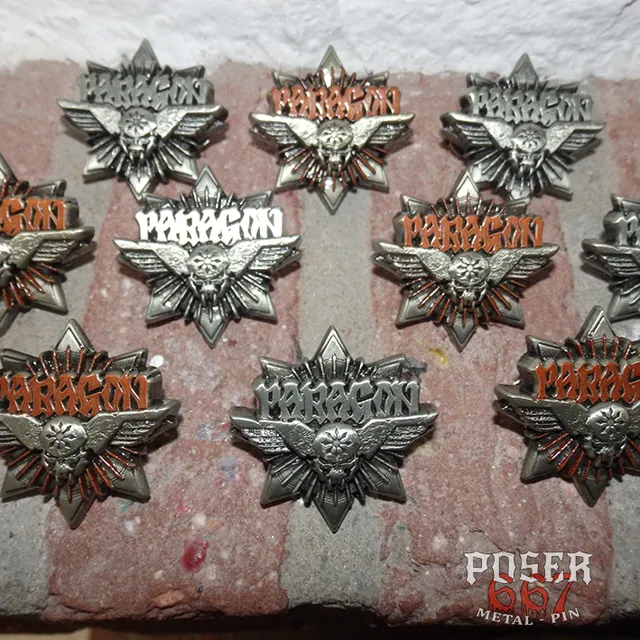 poser667-paragon-3d-metal-pin-antik-silber-mit-kupfer image 1