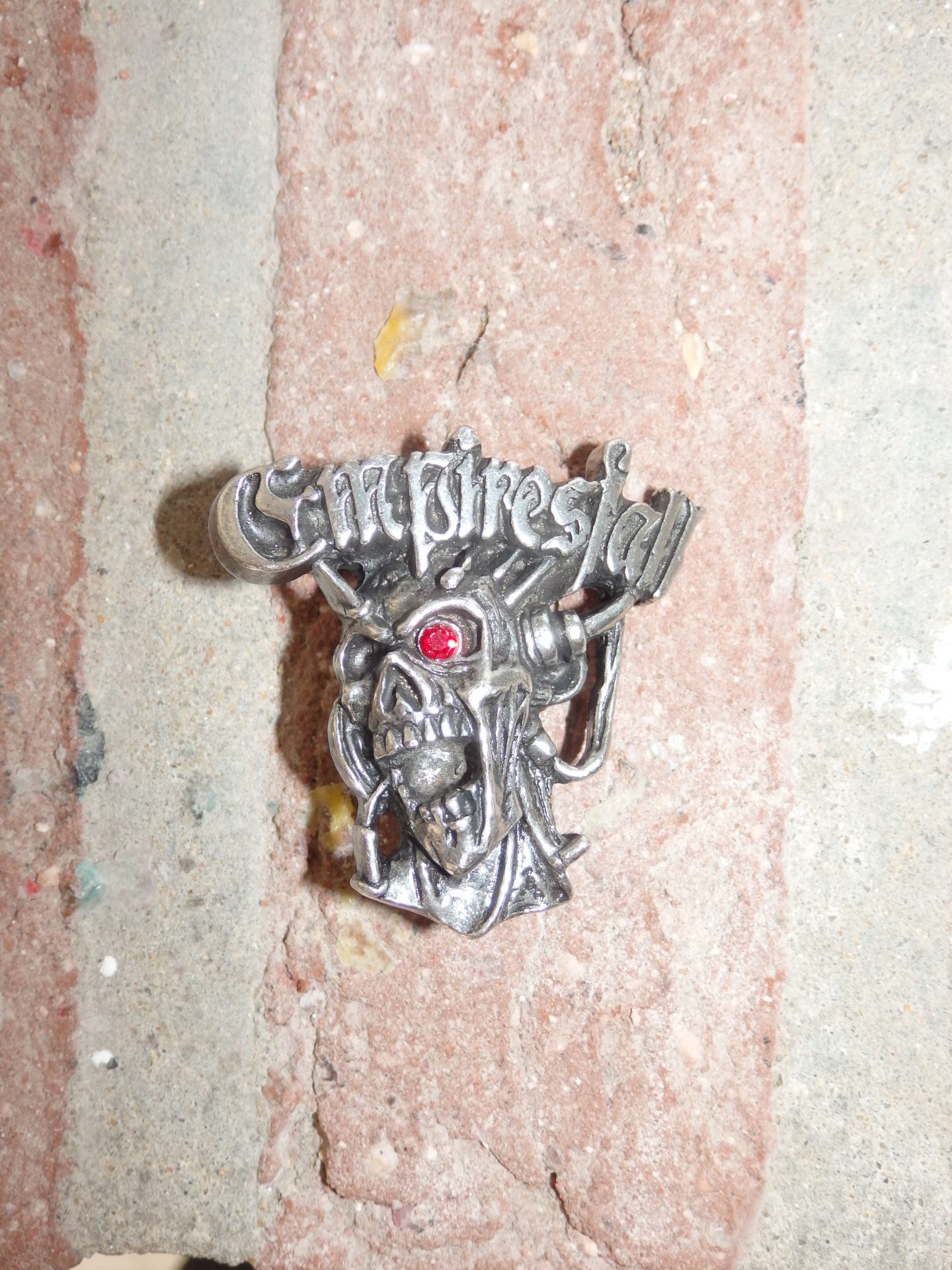 empiresfall-3d-metal-pin-anstecker-standard image 4