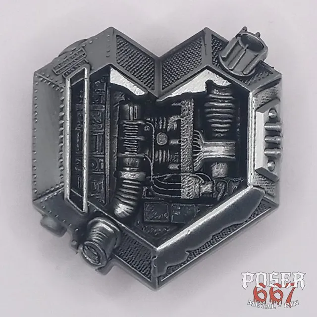 accept-metal-heart-3d-pin-anstecker-antiksilber-4-5-cm image 1