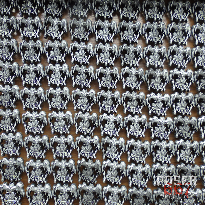 vortex-metal-bats-3d-pin-metall-pin-4-cm-oldschool image 3