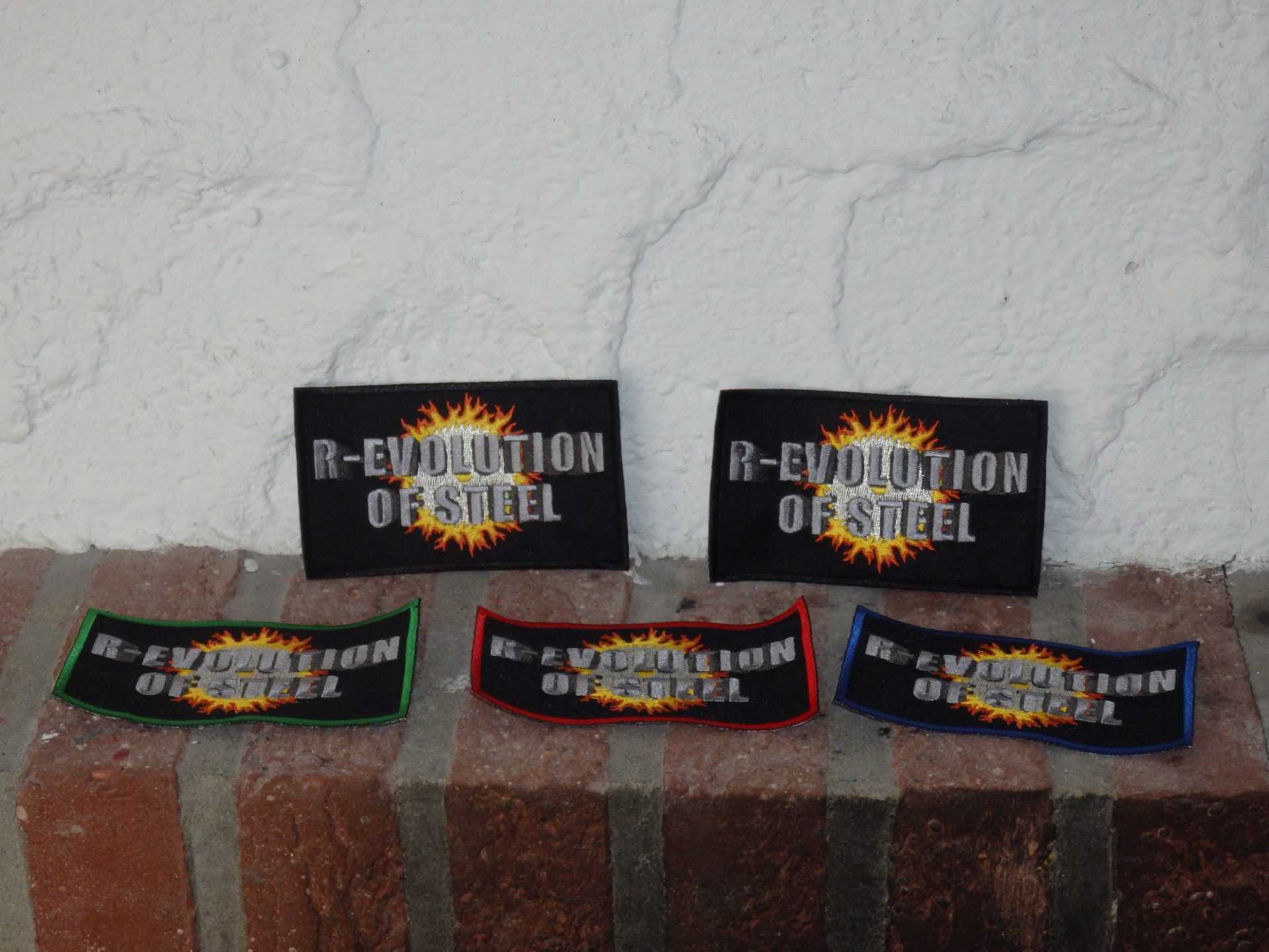 poser667-r-evolution-of-steel-patch-normal-gestickt-10-5-cm image 1