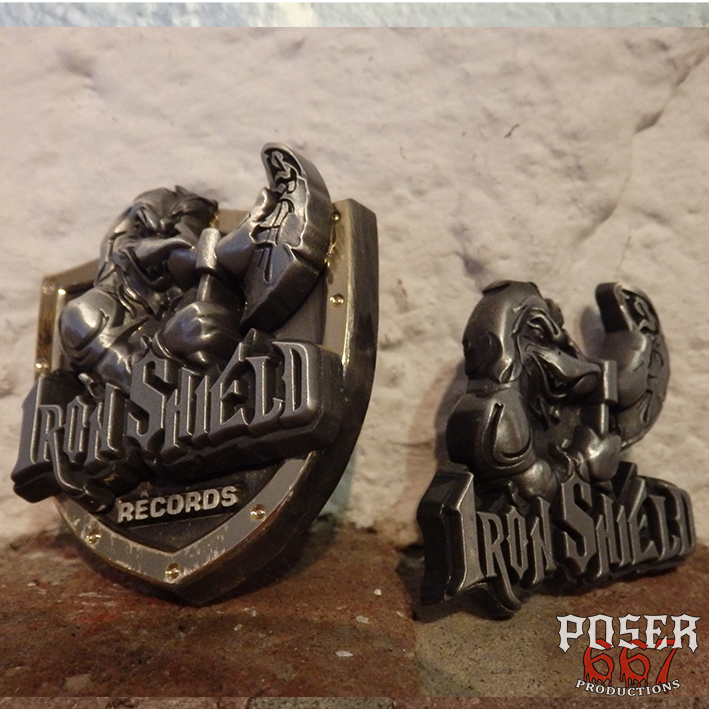 iron-shield-records-3d-metallpin-antiksilber-duck image 3