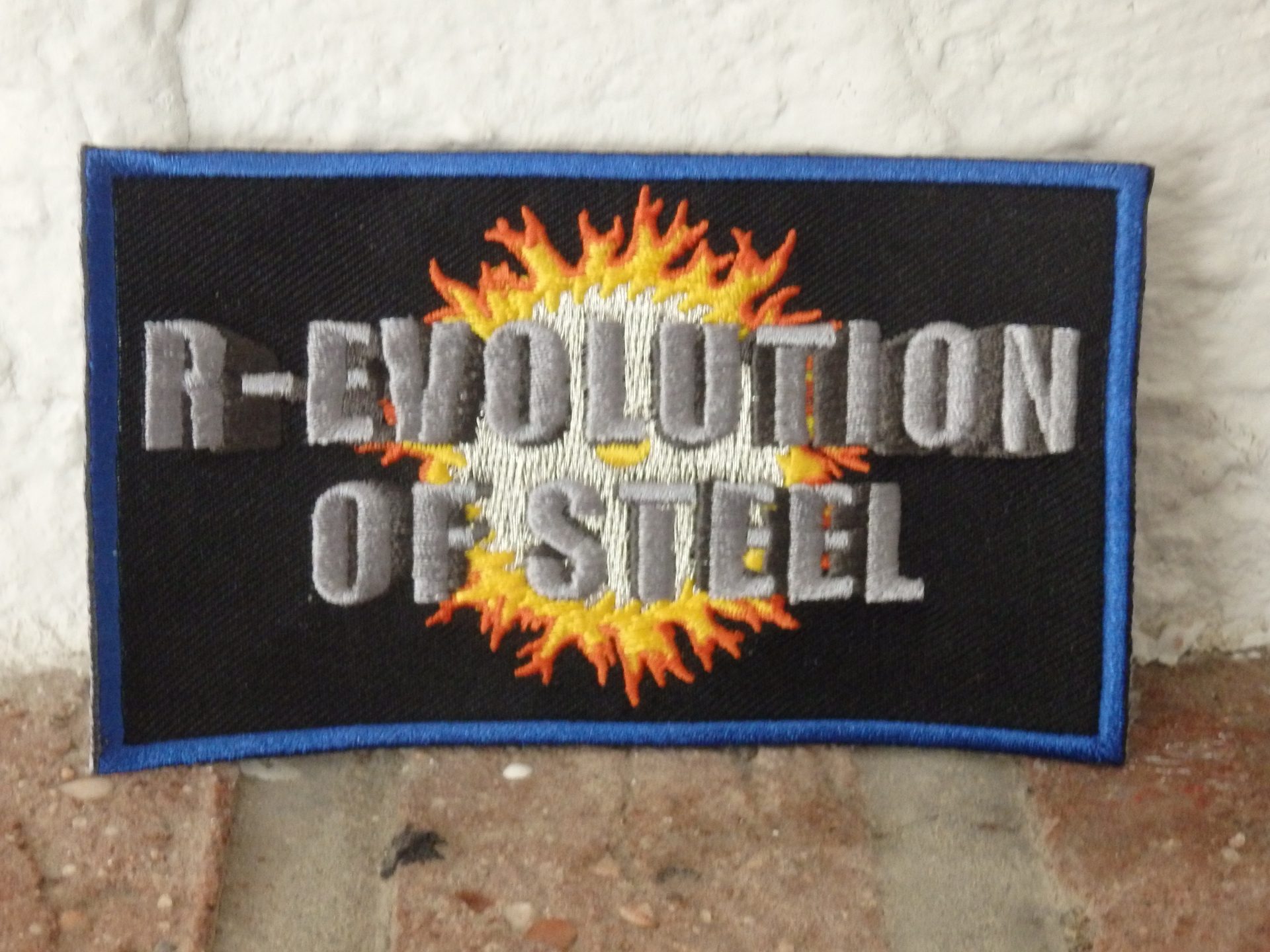 poser667-r-evolution-of-steel-patch-normal-gestickt-10-5-cm image 4