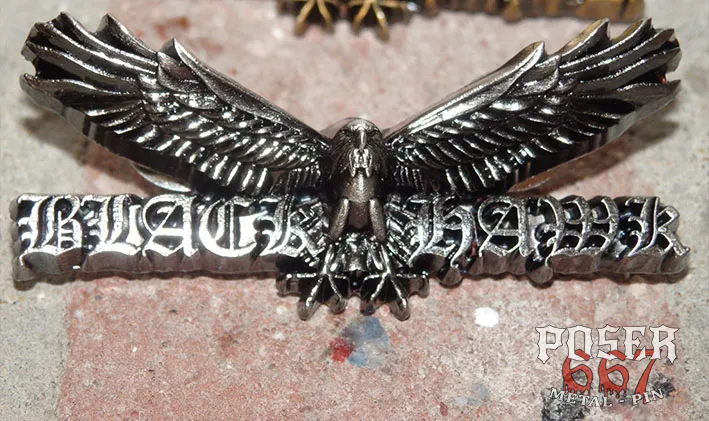 black-hawk-3d-metal-pin-antik-silber-sammler-edition image 1