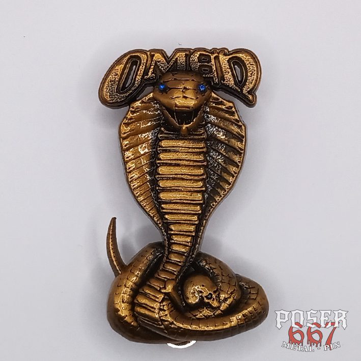 omen-warning-of-danger-3d-pin-silber-rote-augen-5-5-cm image 3