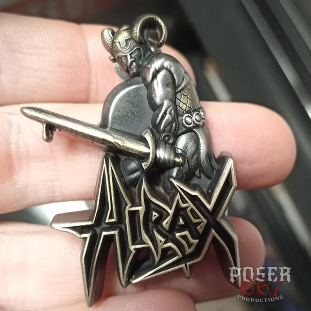 hirax-immortal-legacy-3d-pin-anstecker-antik-silber-5cm image 1