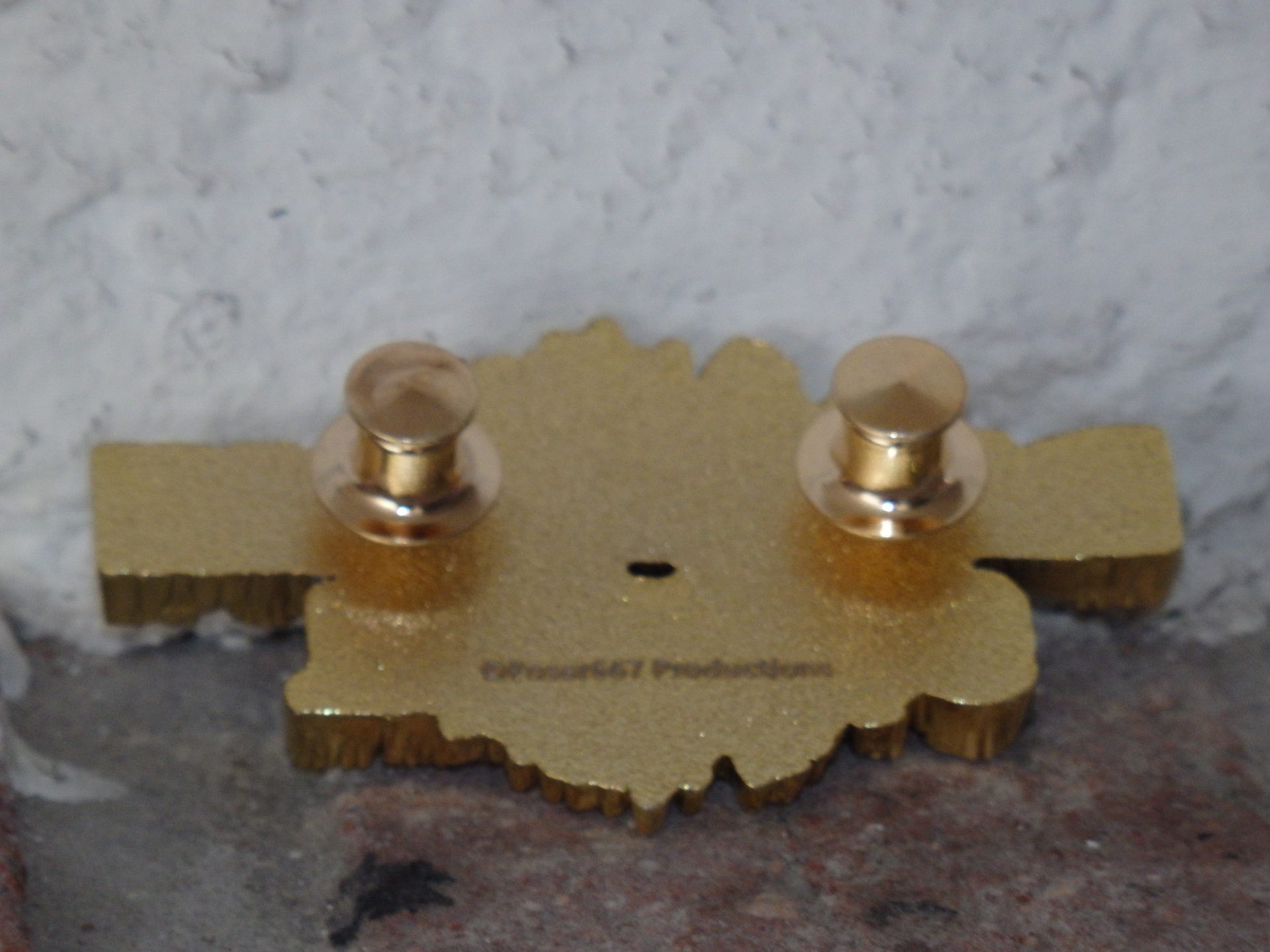 poser667-3d-pin-r-evolution-of-steel-metall-pin-anstecker image 3