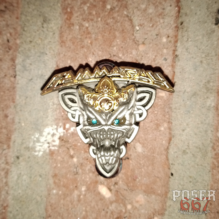gamma-ray-majestic-3d-pin-anstecker-blaue-strasssteine image 4