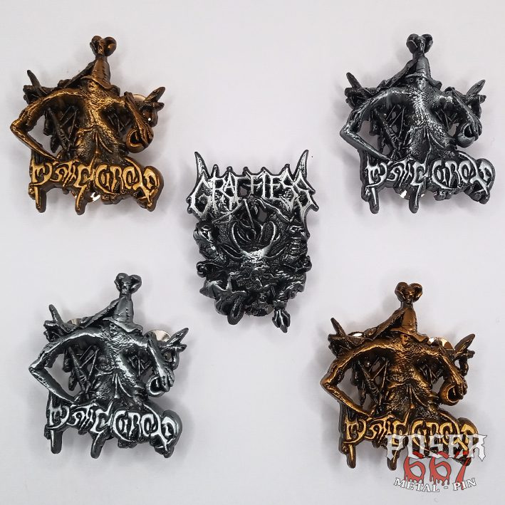 graceless-demon-3d-pin-metall-antiksilber-5cm image 2