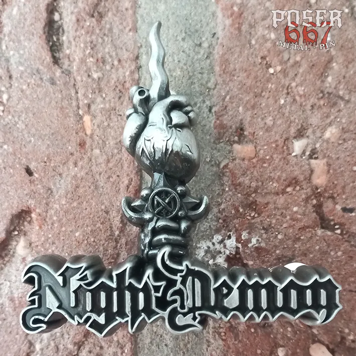 night-demon-kill-the-pain-3d-pin-anstecker-antik-silber image 1